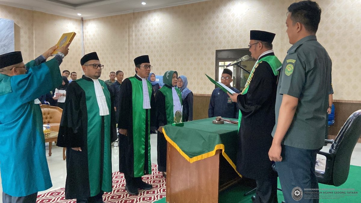 Dr. Hj. Khairunnisa, S.H.I., M.A. Resmi Dilantik sebagai Hakim Pengadilan Agama Tanjung Karang Kelas IA