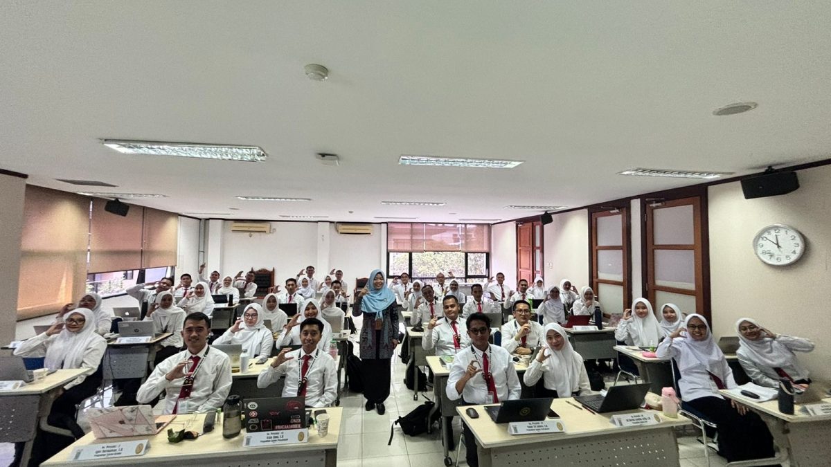 Giat Semangat Ketua Pengadilan Agama Gedong Tataan Mengajar Calon Hakim Terpadu Angkatan IV Gelombang II di Pusdiklat Mahkamah Agung Republik Indonesia