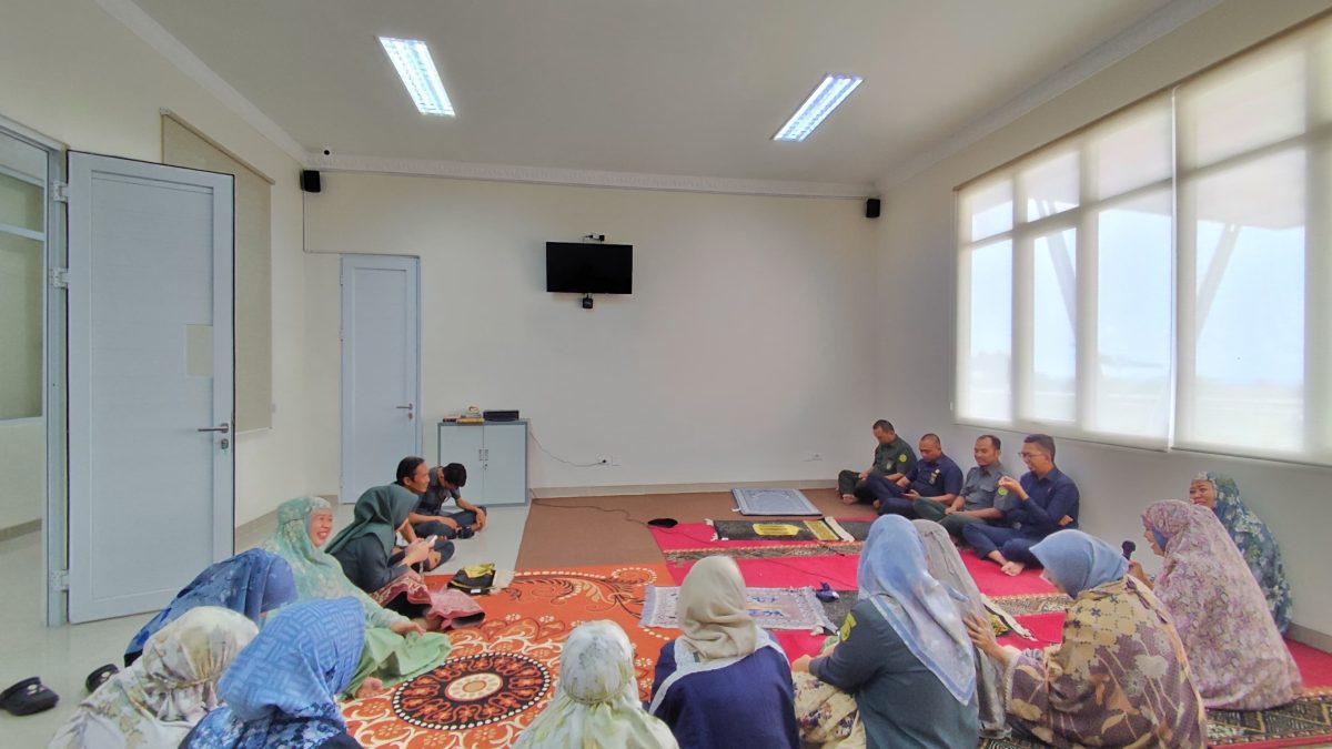 KULIAH RAMADHAN (KURMA) BERSAMA PENGADILAN AGAMA GEDONG TATAAN TEMA "TADABBUR AL-FATIHAH"