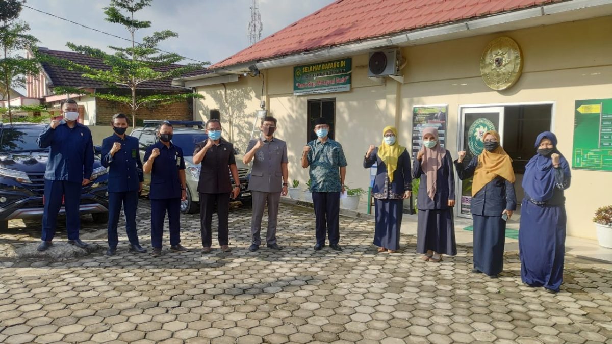 Kunjungan Penasihat Senior Australia Indonesia Partnership For Justice (AIPJ) Ke Pengadilan Agama Gedong Tataan
