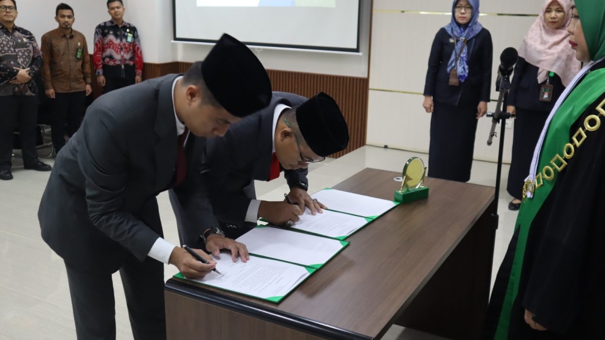 Pelantikan Panitera Muda Permohonan dan Panitera Pengganti di Pengadilan Agama Gedong Tataan