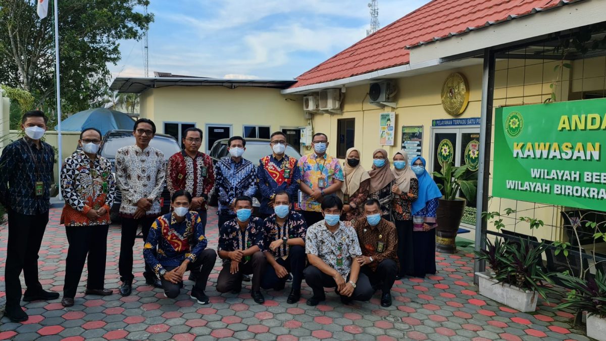 Sidak di Pengadilan Agama Gedong Tataan