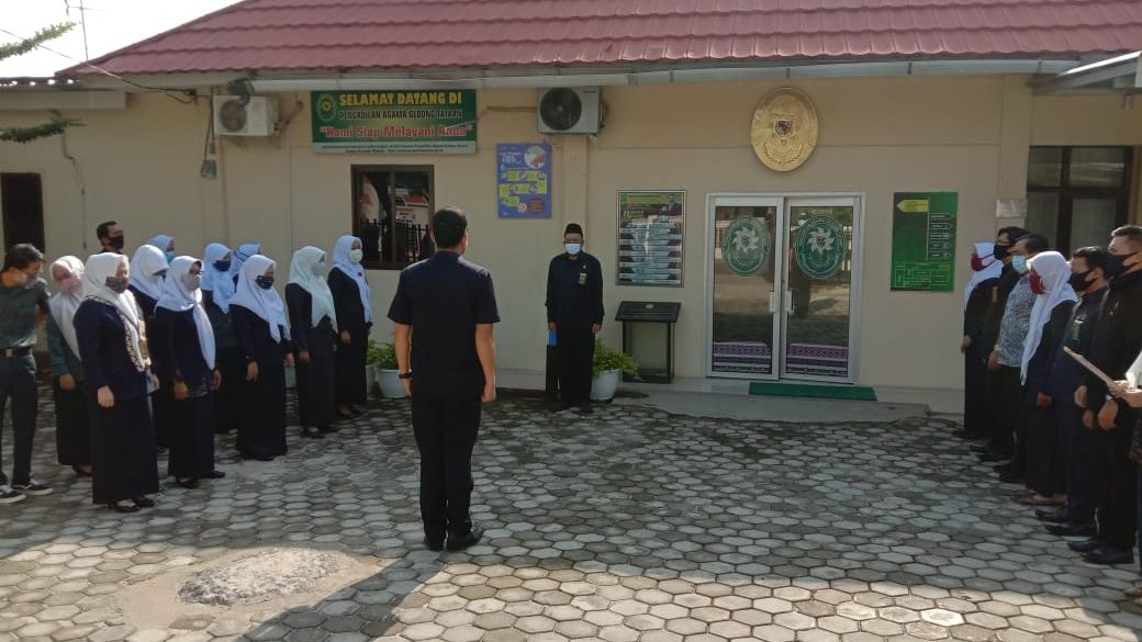 Sosialisasi Kode Etik Hakim Pada Apel Senin